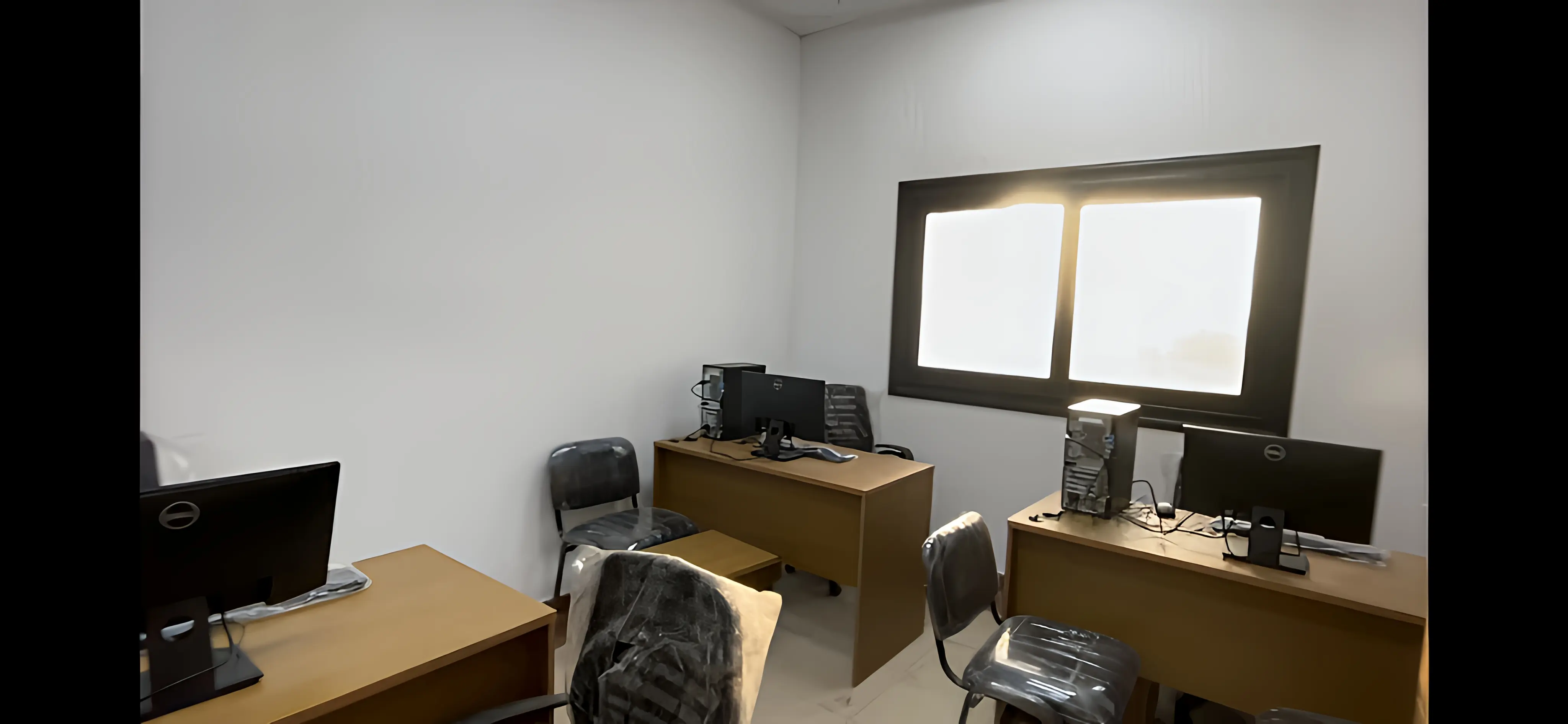 Suez Canal University